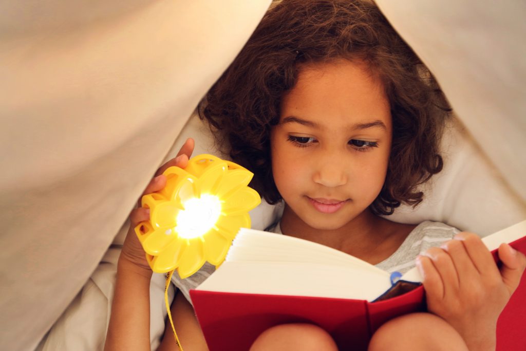 Little-girl-reading_credit-Franziska-Russo