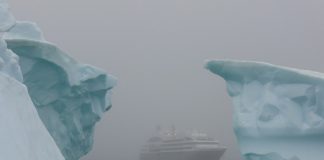 icebergs-tourisme antarctique dangers