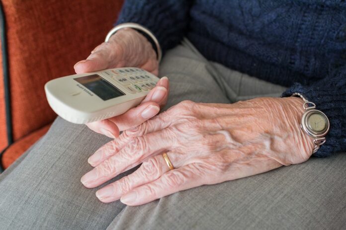 Démarchage téléphonique personne âgée